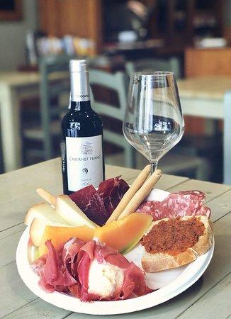 La Luna di Pane Food & Wine