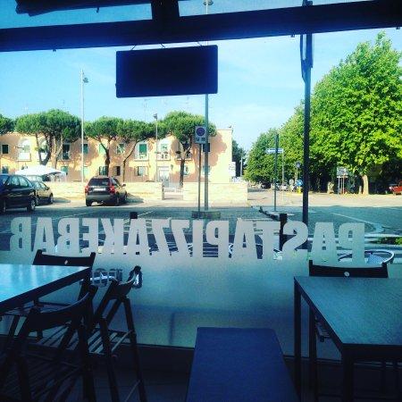 La Plaza Pastapizzakebab